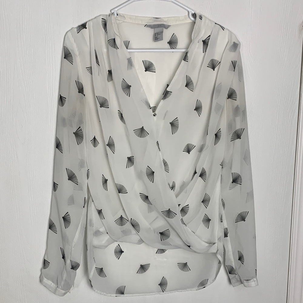 H&M White Blouse with Black Fan Print